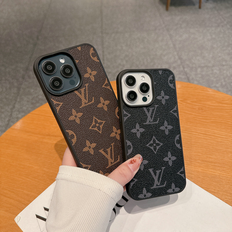 BowLift | LUXE LV LARGE LOGO IPHONE CASE