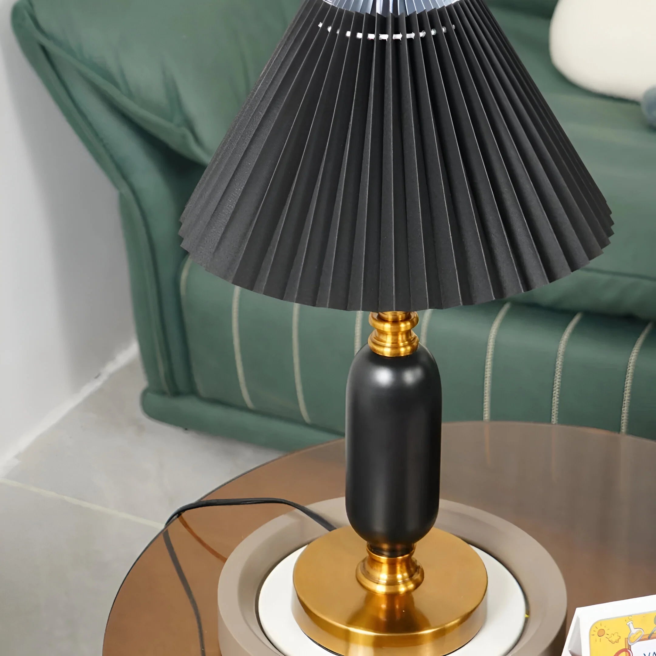 CelestialGlow – Vintage-Inspired Reflection Table Lamp