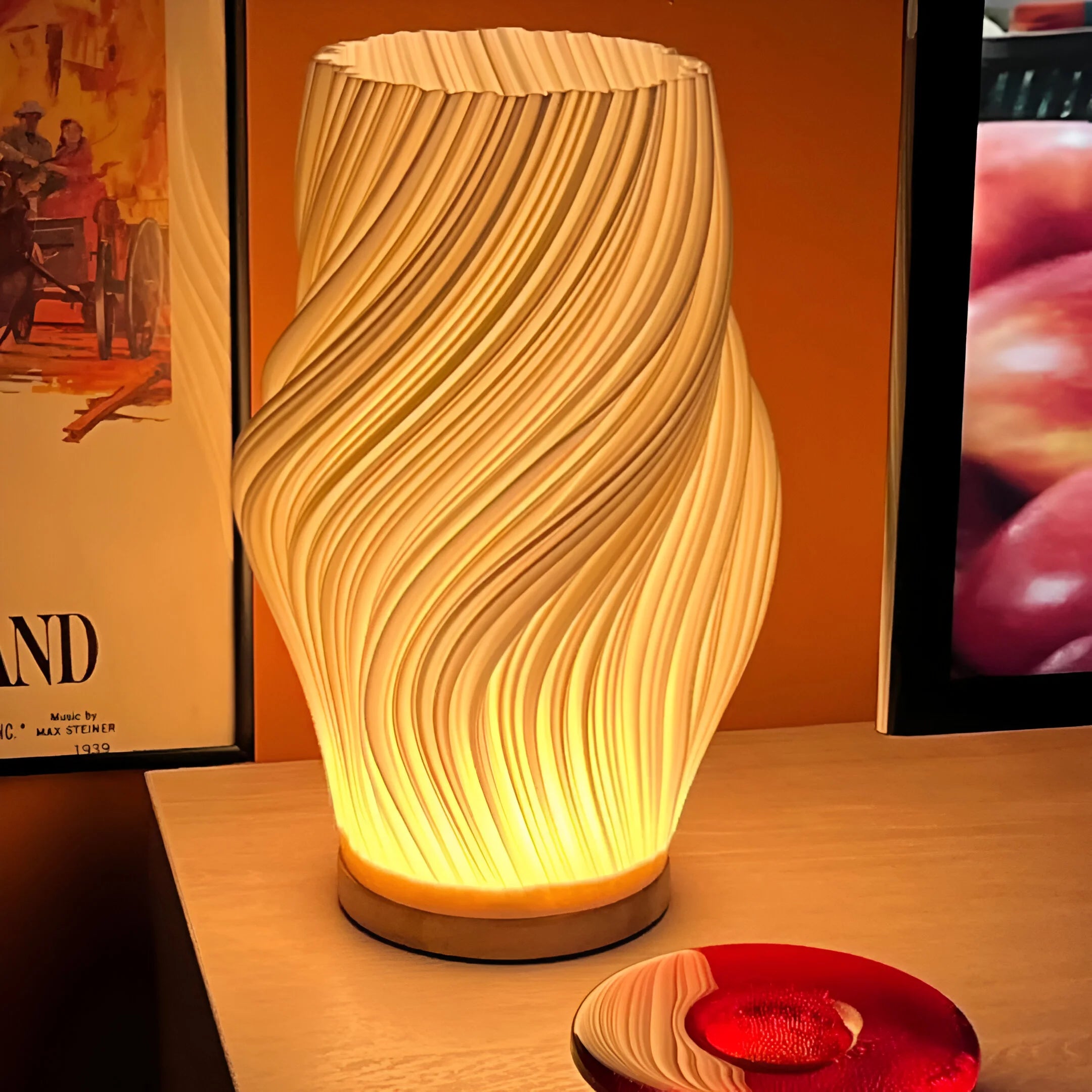 LumiGlow – Artistic 3D Table Lamp