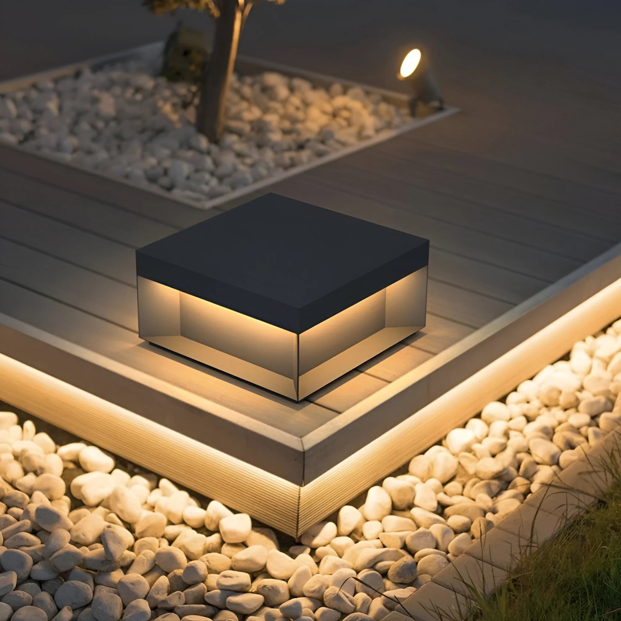 GlowForge – Durable Solar Garden Wall Light