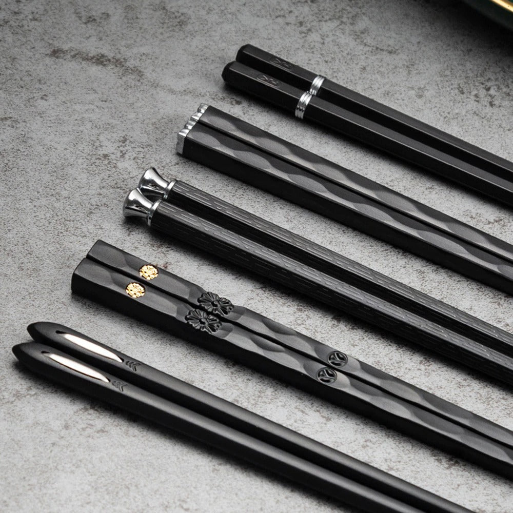 BowLift | DineLux – Luxurious Chopstick Set with Refined Designs (5 Pairs)