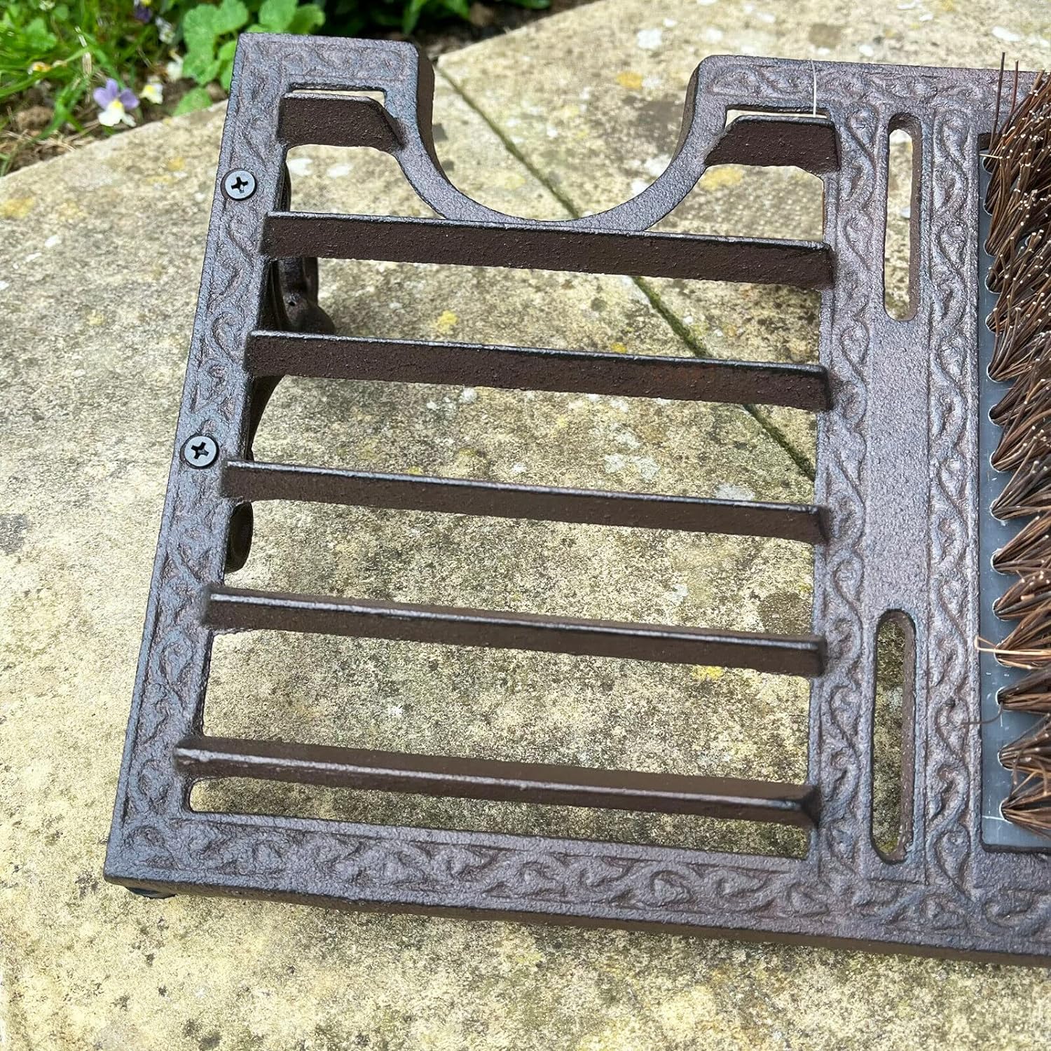 BowLift | Cast Iron Boot Jack, Scraper And Grate