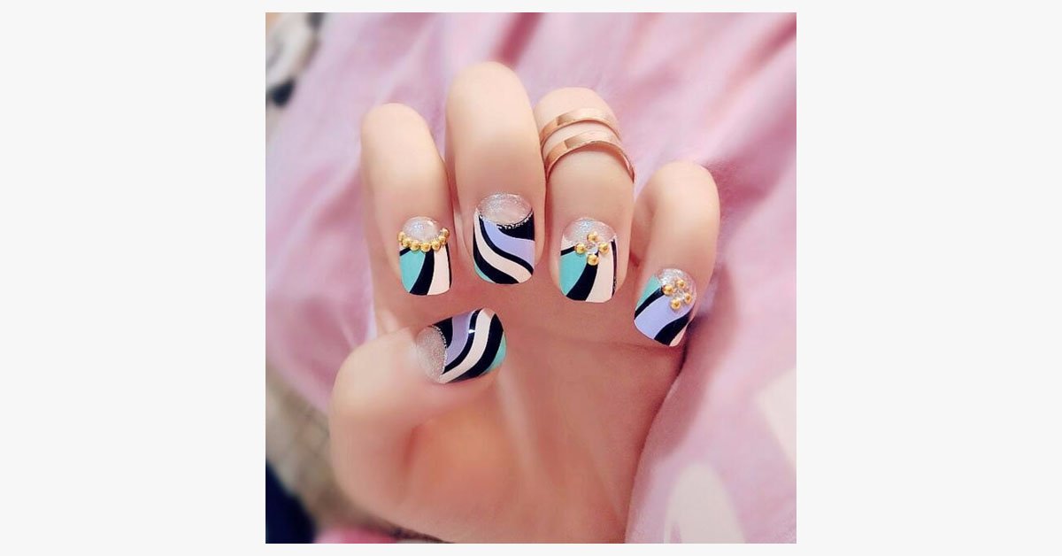 BowLift | Double Striped Artificial Nails