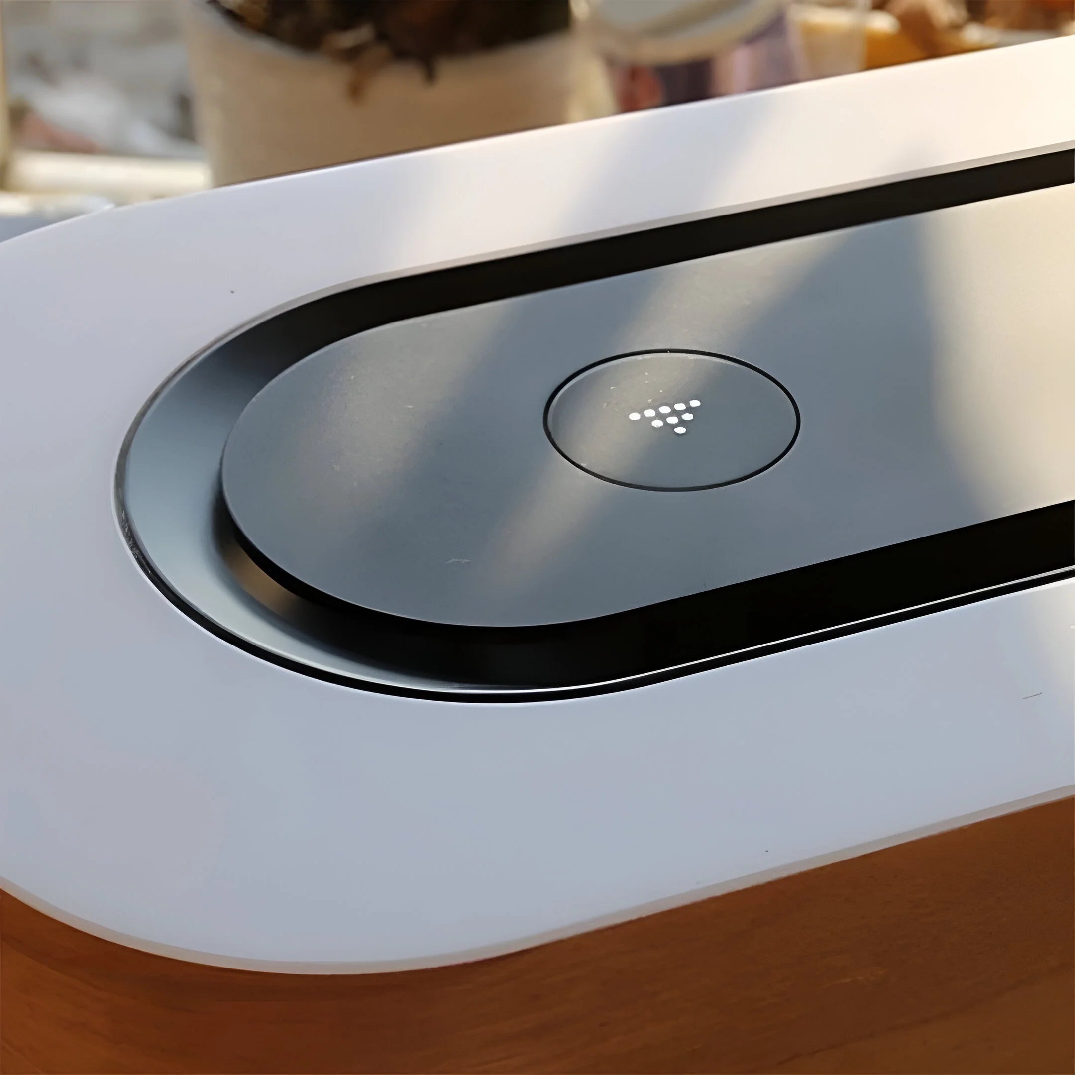 GlowSync – Table Lamp with Speaker & Wireless Charger