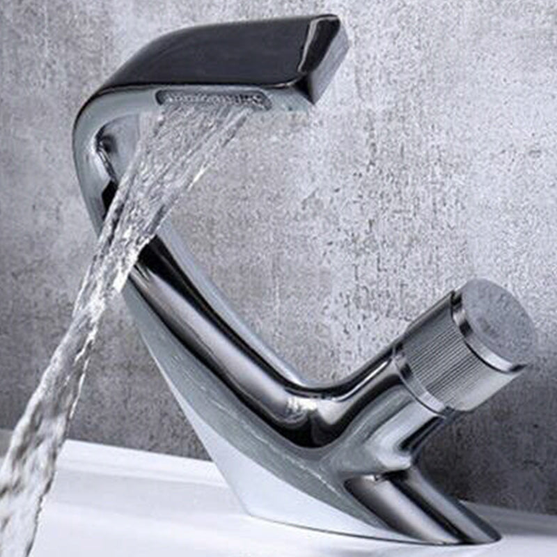 BowLift | Contemporary Container Copper Brass Knob Handle Low Arch Container Faucet