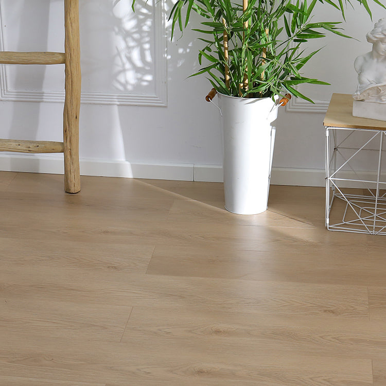 BowLift | Contemporary Laminate Flooring Light Color Wood Laminate Flooring