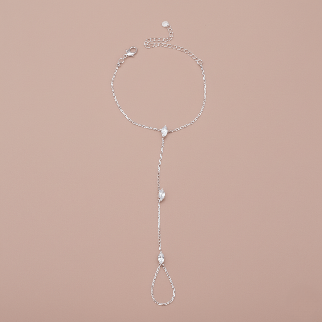 BowLift | Adjustable Finger Ring Bracelet made of Stainless Steel with Crystals