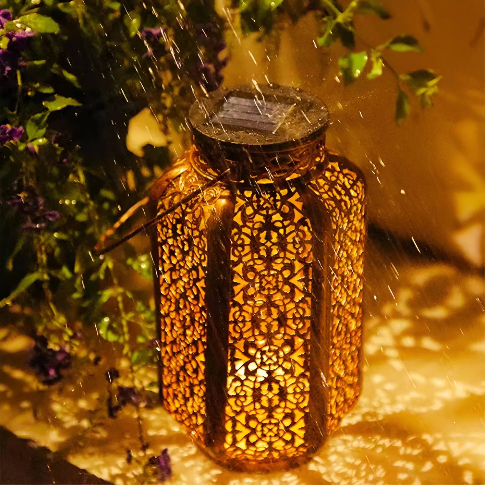 GlowMist – Solar Powered Hanging Table Lamp