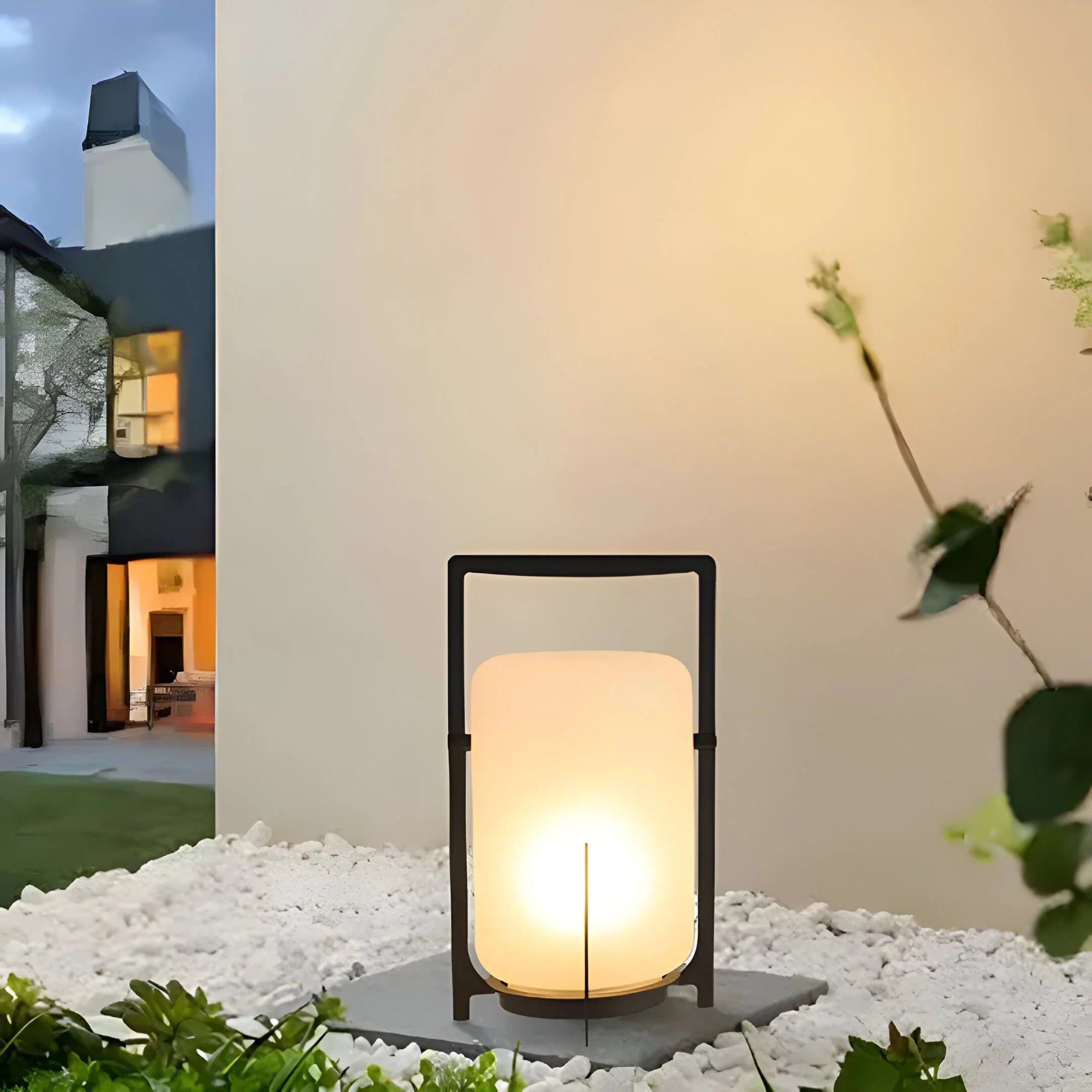 LumiGlass – Solar Glass Garden Light