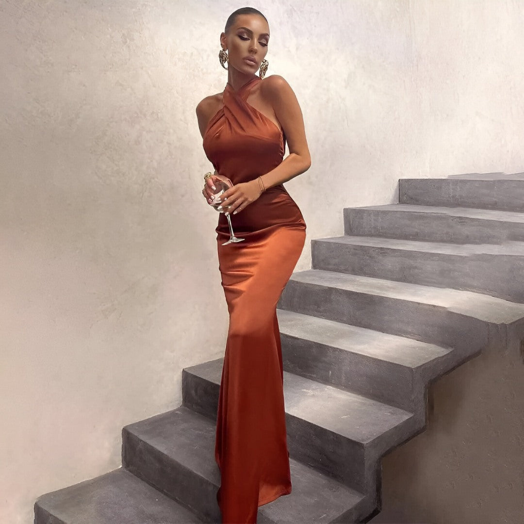 Elegant Halter Neck Evening Gown in Satin Finish
