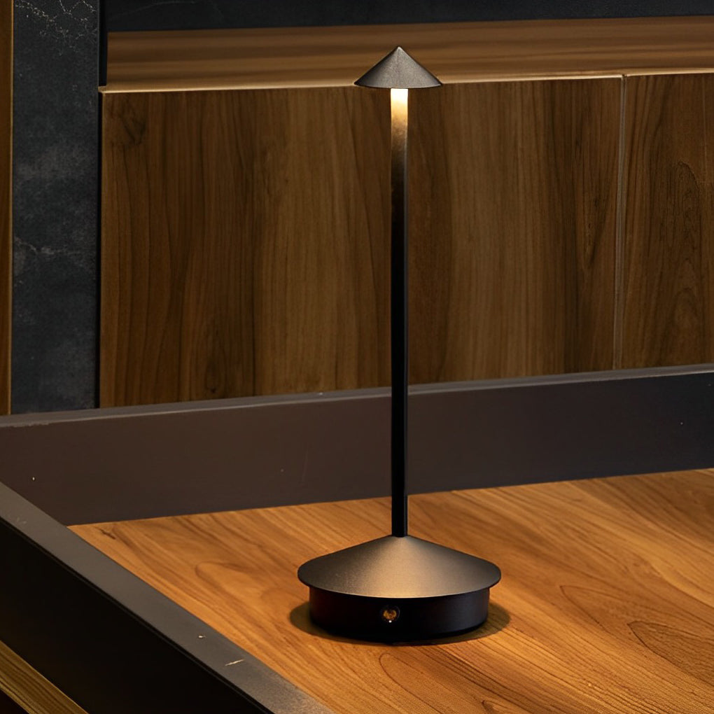 BowLift | Pina Pro - Stylish Dimmable USB Table Lamp