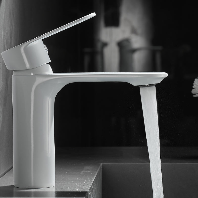 BowLift | Bathroom Sink Faucet Lever Handle Brass Monochrome Bathroom Faucet