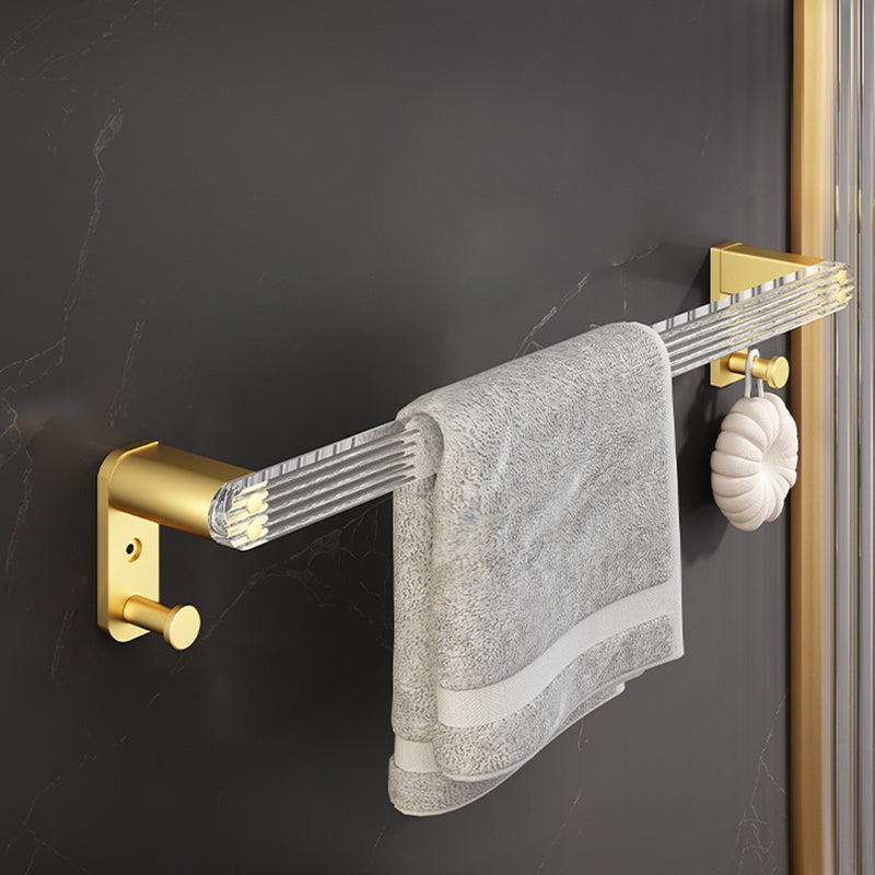 BowLift | 6-piece bathroom accessory set made of gold-colored metal bathroom hardware set