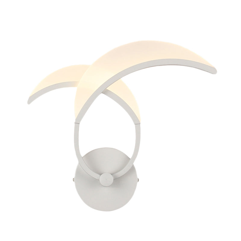 BowLift | White double curved linear wall lighting minimalist LED metal wall-mounted wall light in warm/white light with meniscus acrylic diffuser