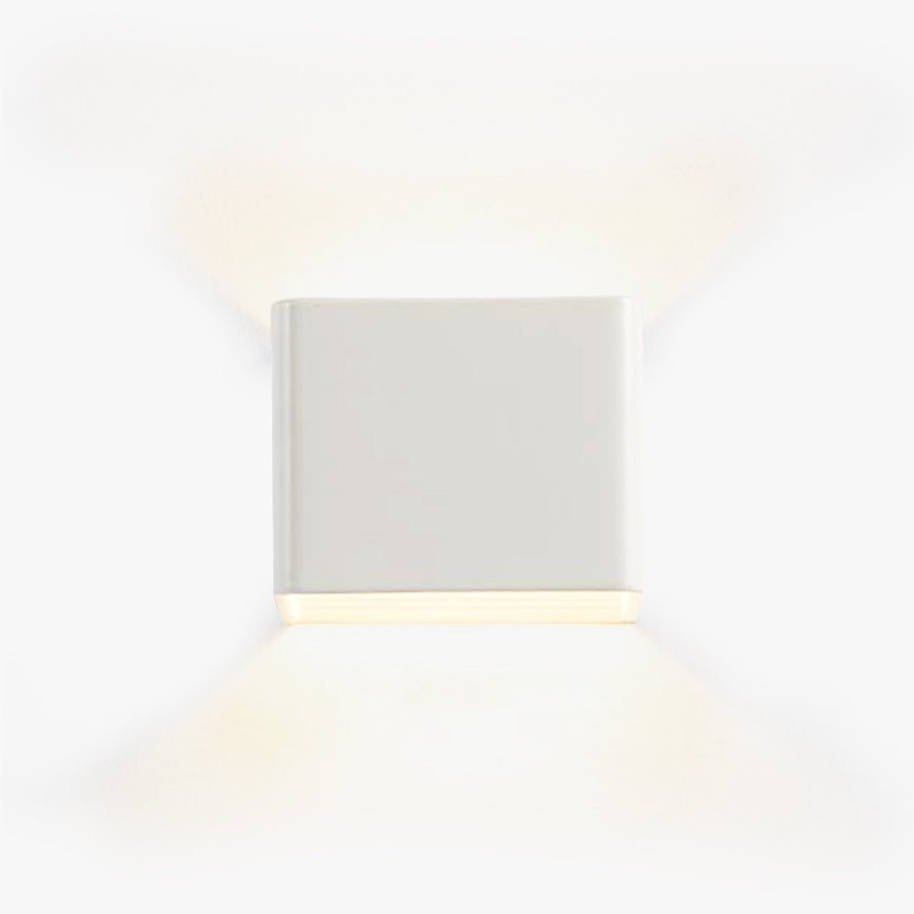 BowLift | Modern square wall light