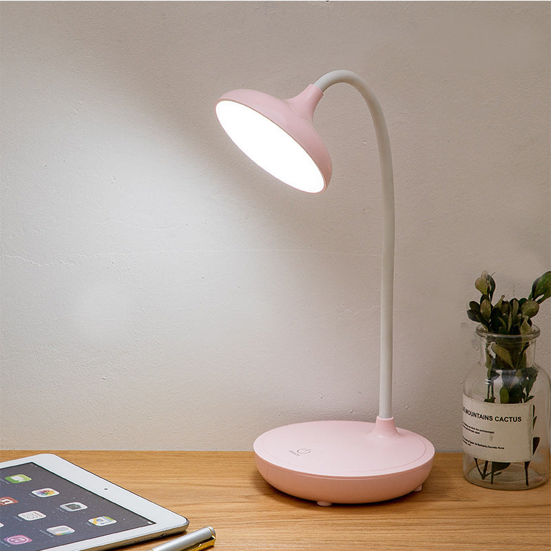 BowLift | Desk lamp with USB charging function