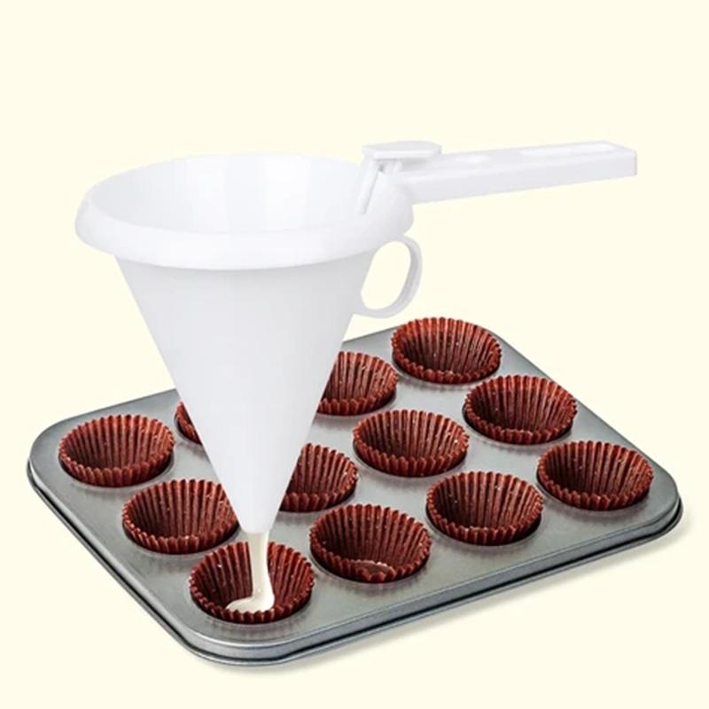 BowLift | Handheld Portion Cup Cake Dispenser
