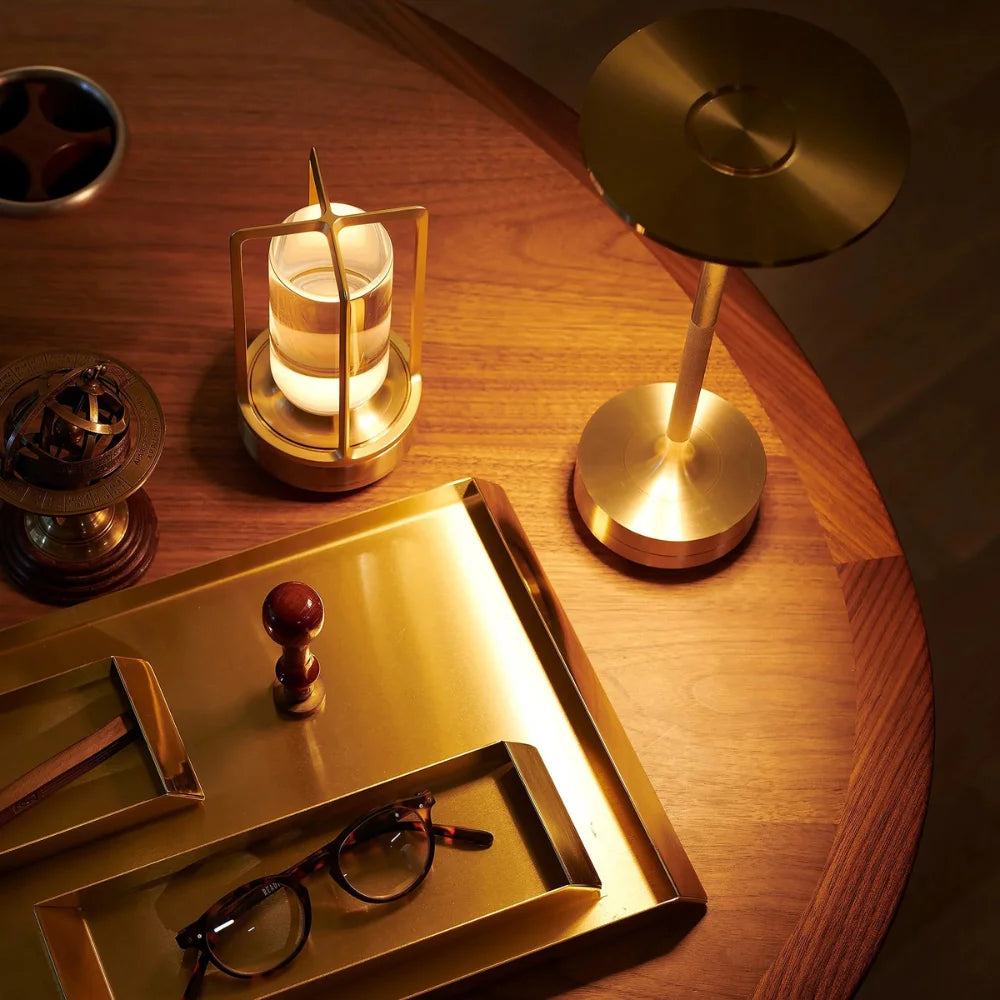 Aura – Wireless Table Lamp with Adjustable Glow