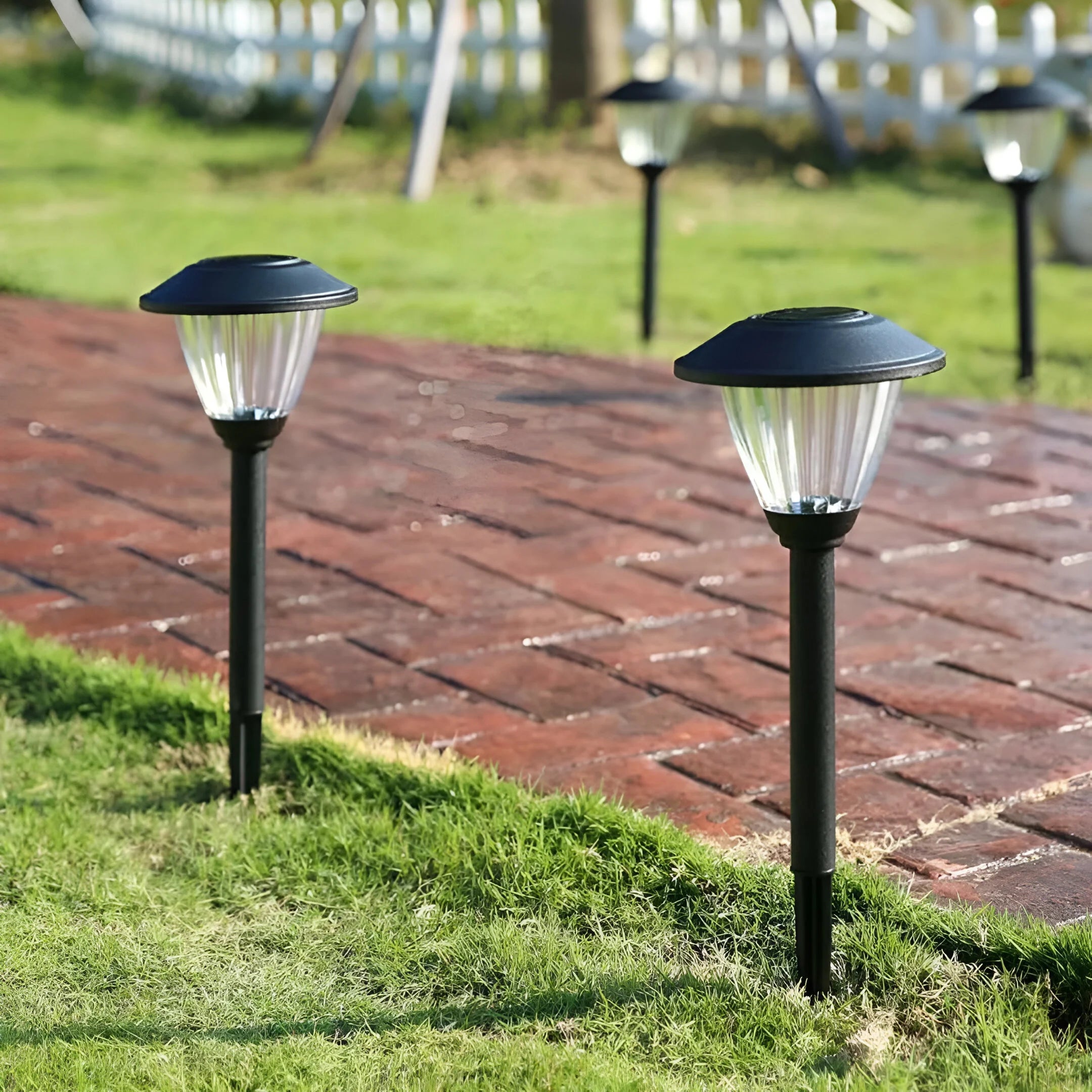 LumiArc – Solar Powered Garden Light