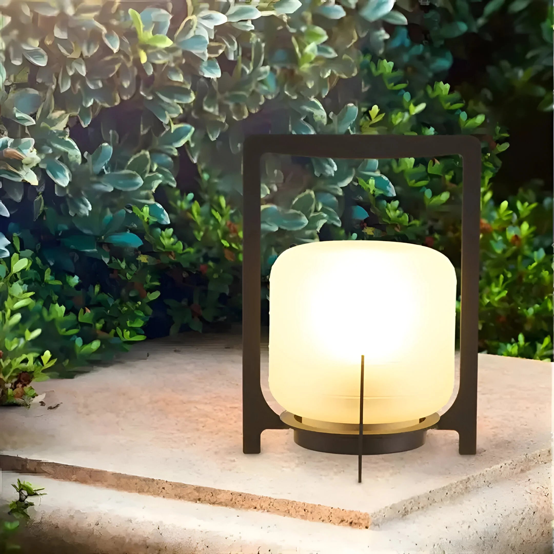 LumiGlass – Solar Glass Garden Light