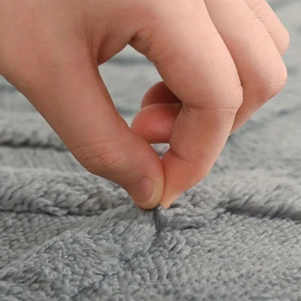 BowLift | Diamond Jacquard Bath Mat