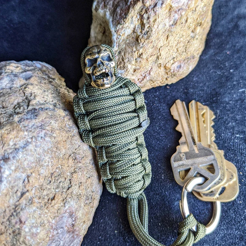 BowLift | Paracord Keychain Mummy Brass Skull