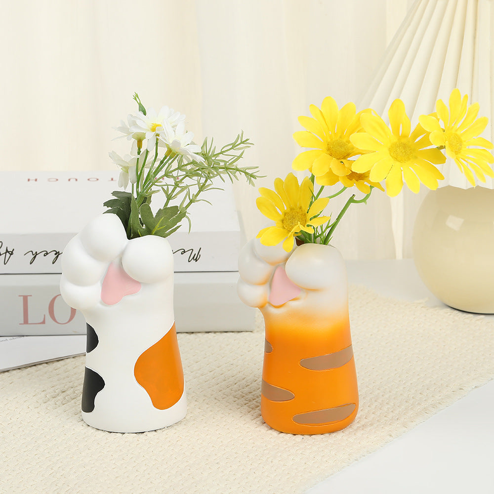 BowLift | Cat Paw Vase