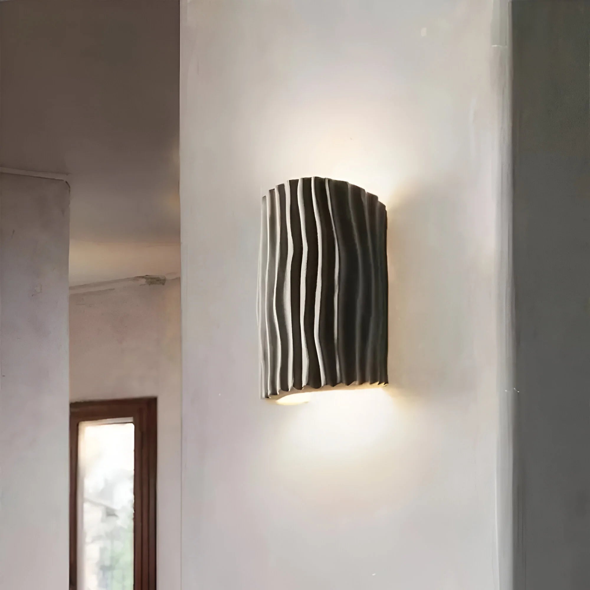 NordLuma – Resin Glow LED Wall Light