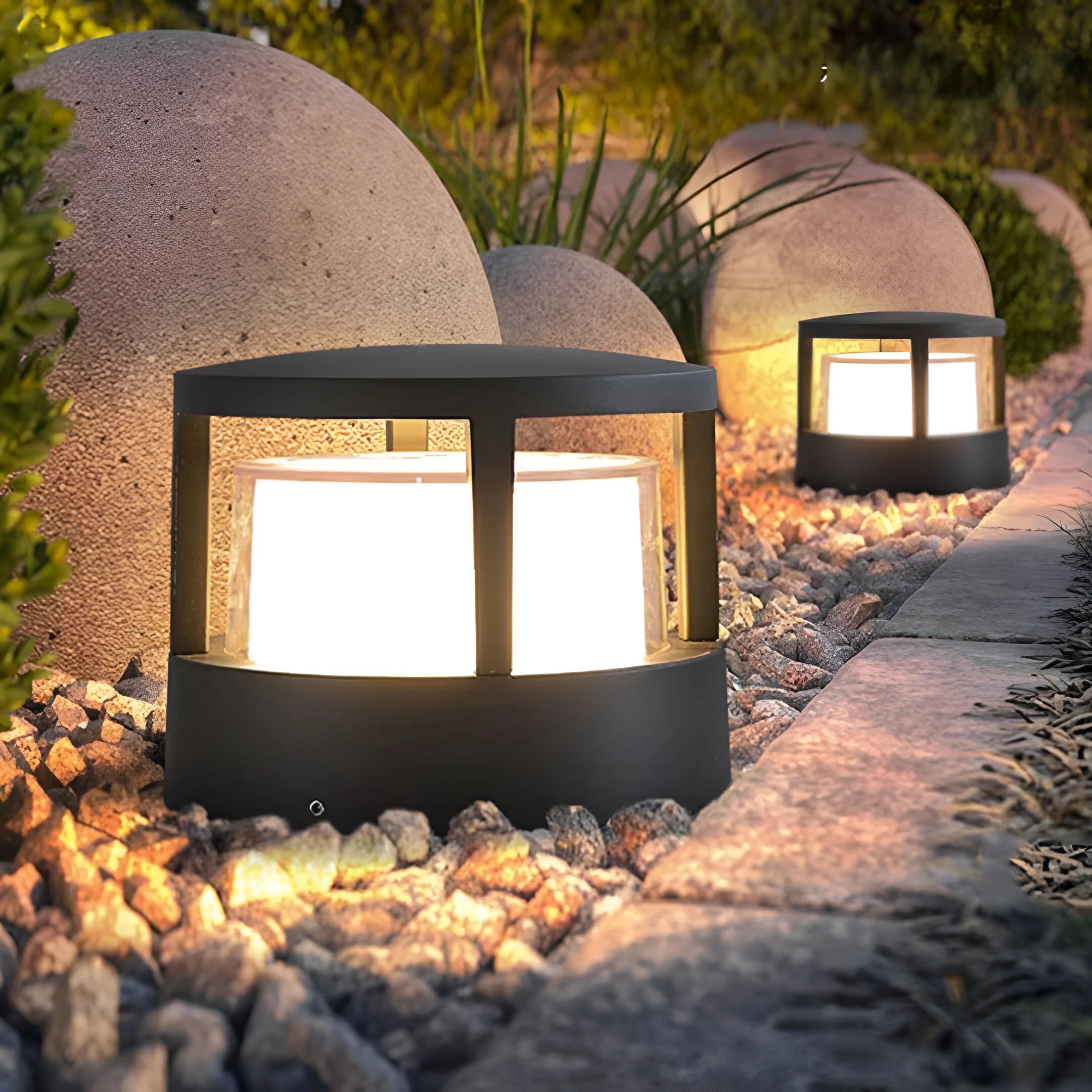 LumePost – Cylindrical Garden Floor Lamp
