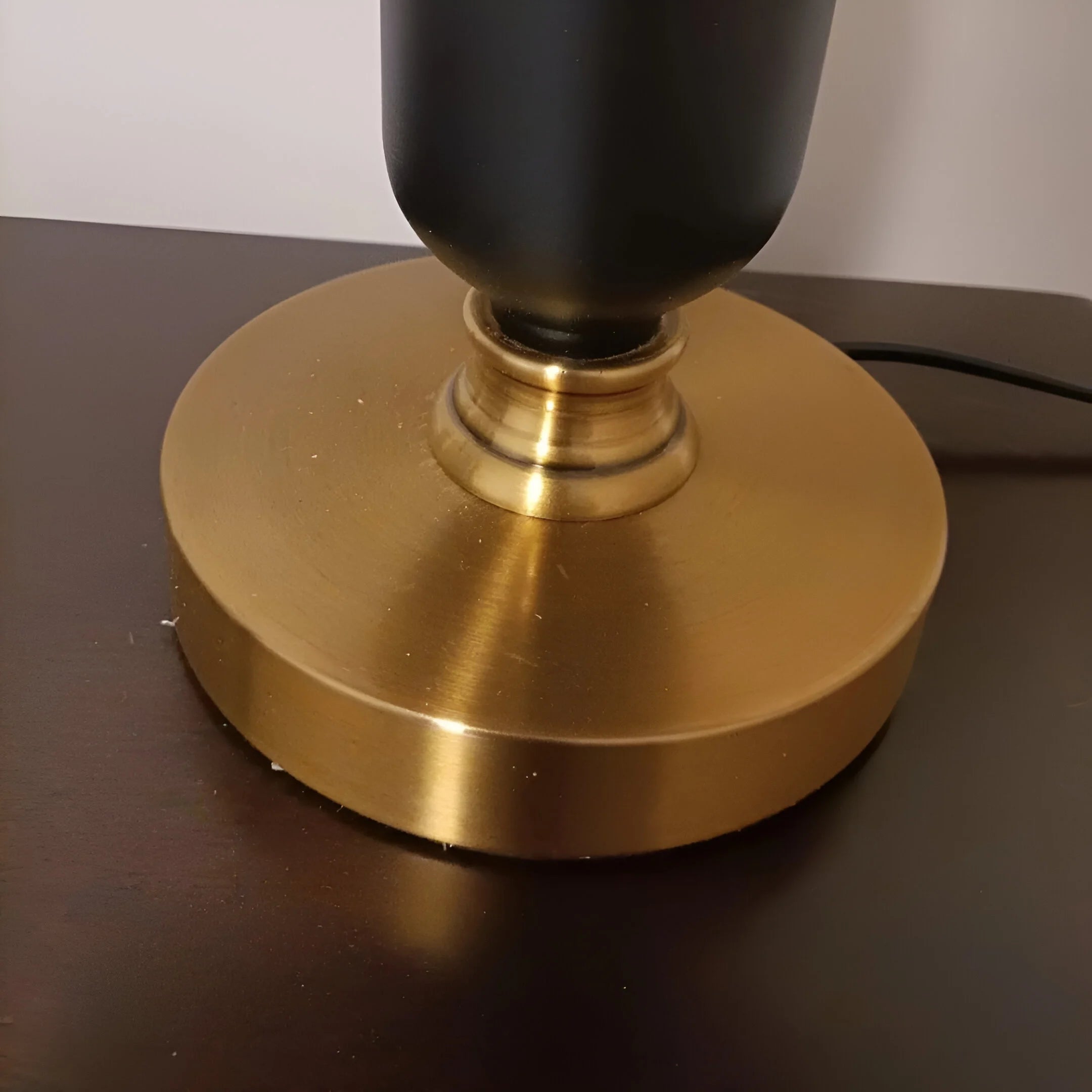 CelestialGlow – Vintage-Inspired Reflection Table Lamp