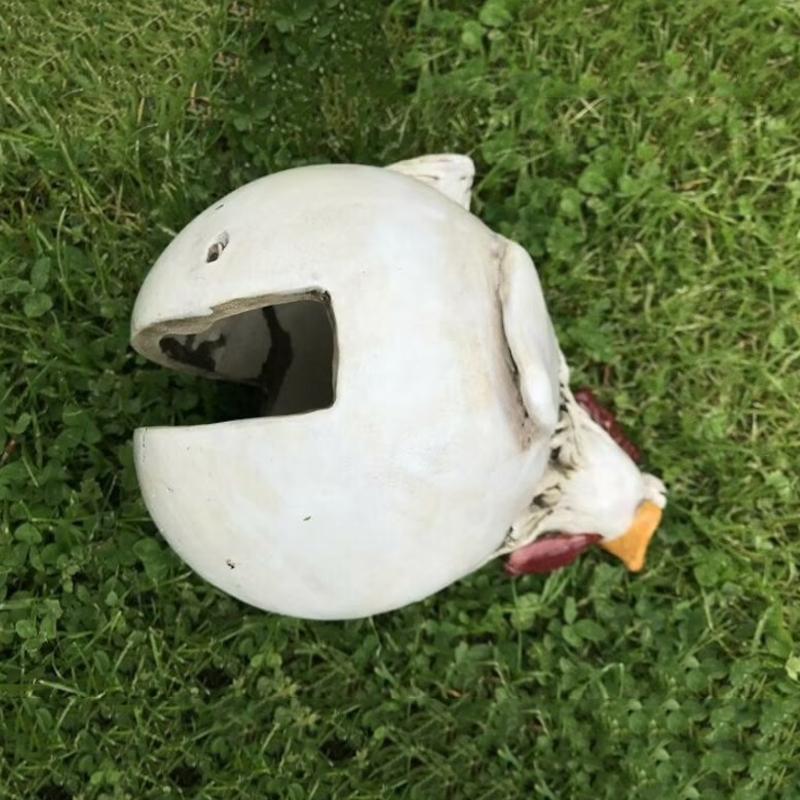 BowLift | Big Eye Hen Resin Handicraft