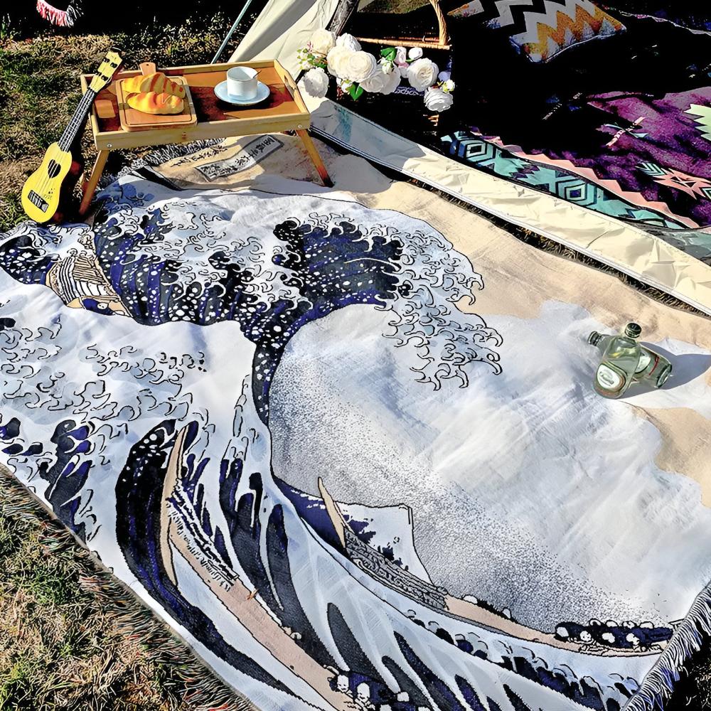 BowLift | Classic Great Wave Throw Blanket