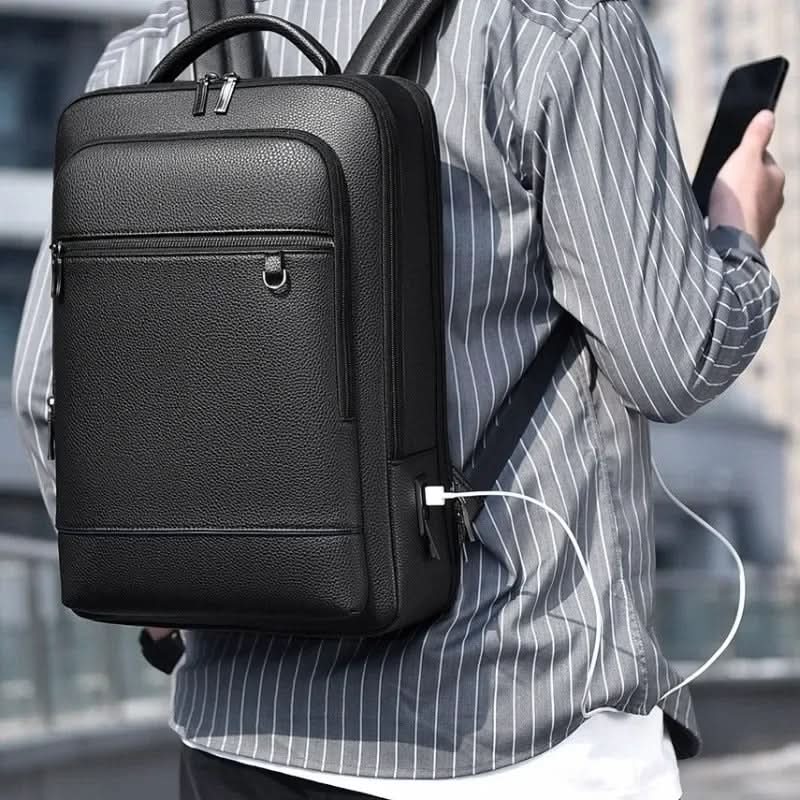 BowLift | Elegant leather rucksack for men/women with USB port for laptop and everyday use, 15.6 inch, black