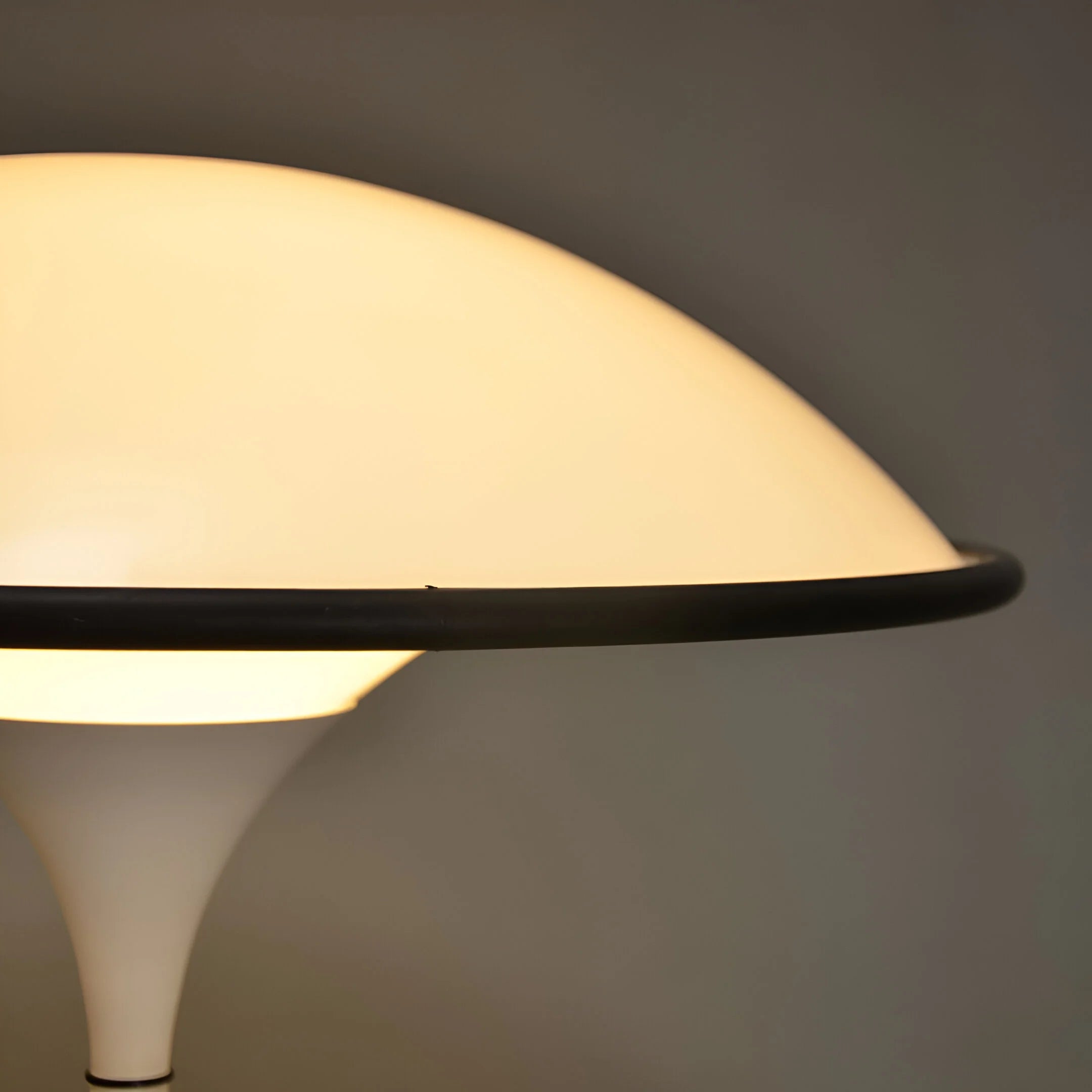 AuroraLume – Nordic Glass Shade Table Lamp