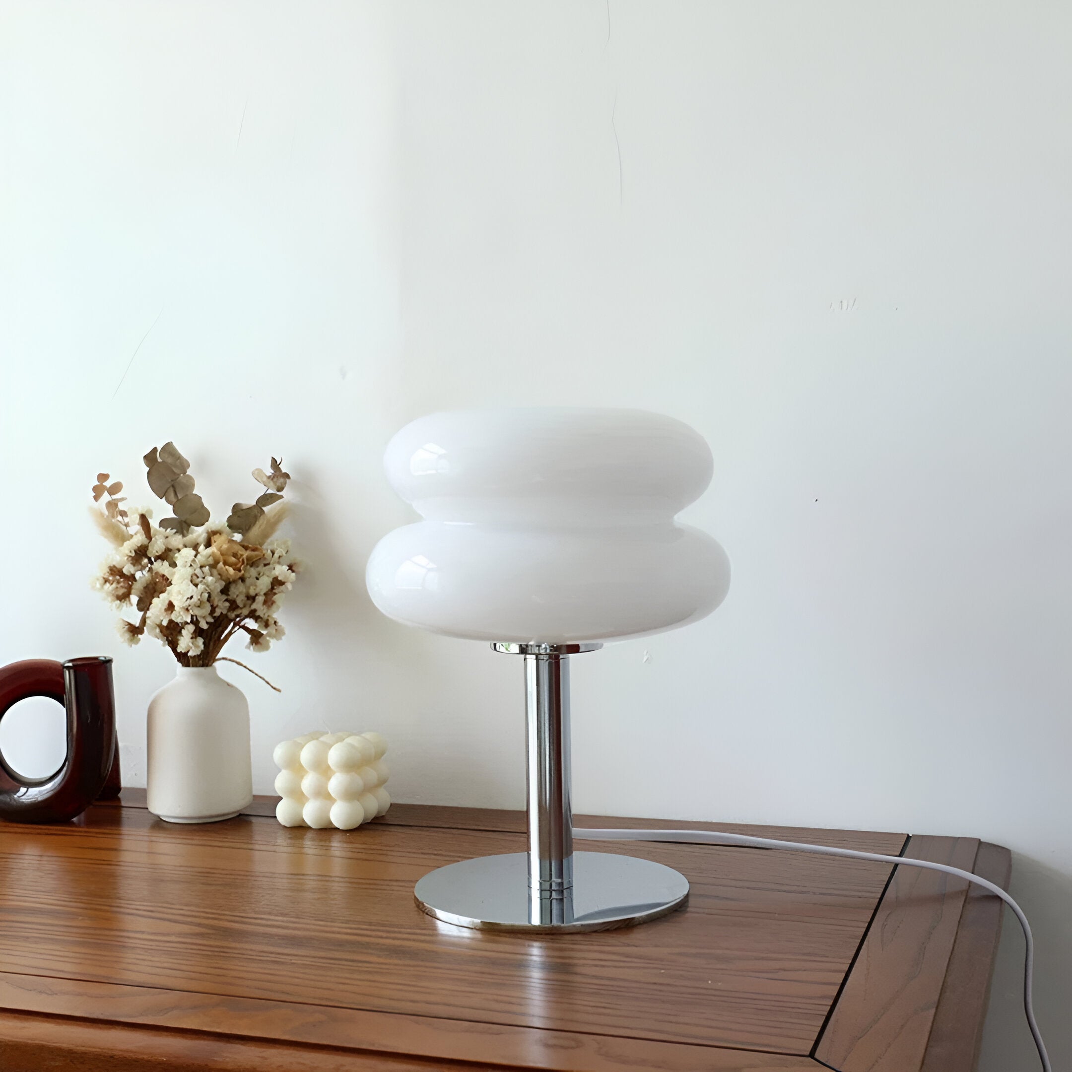 GlowEver – Elegant Table Lamp for Any Space