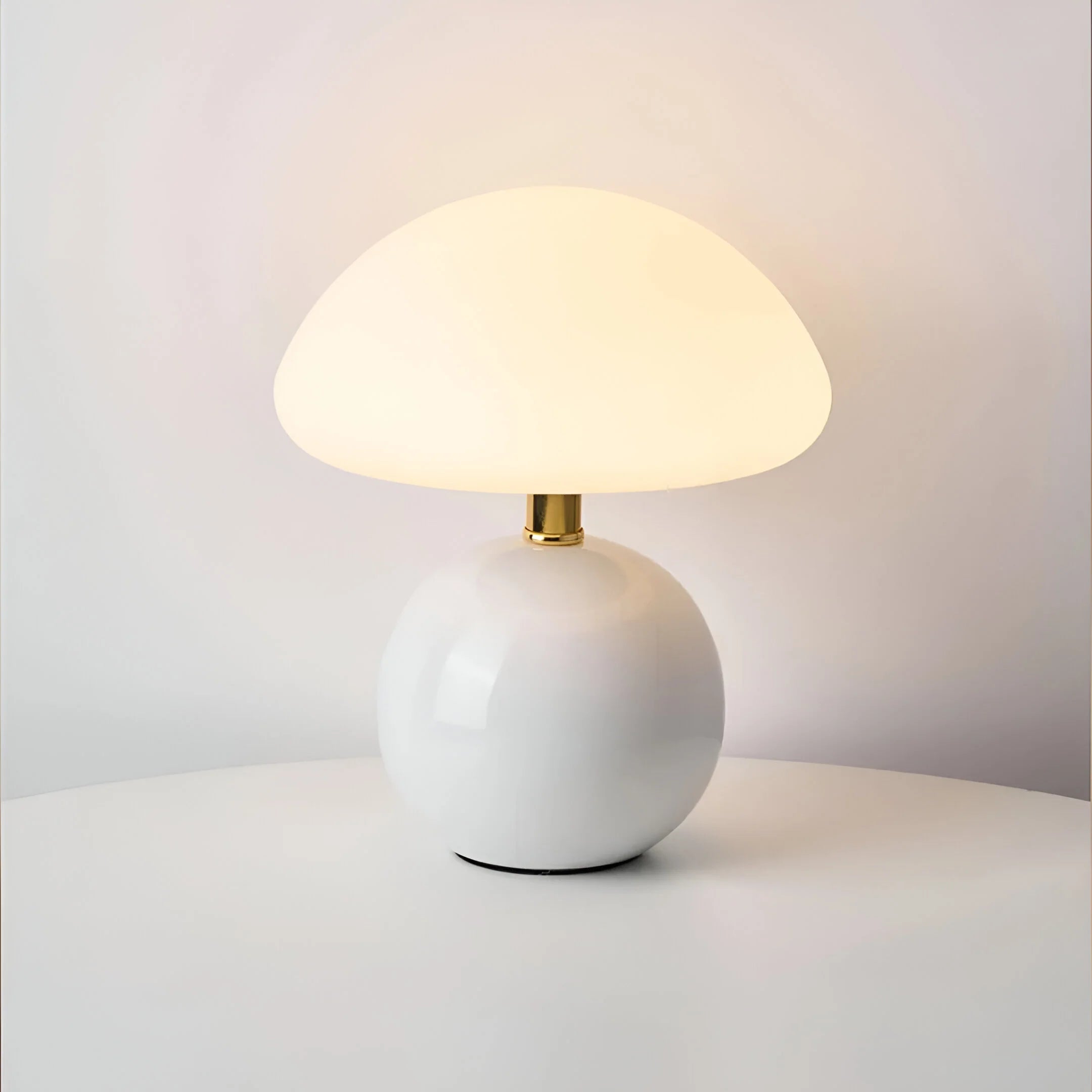 CrèmeLuxe – French Mushroom Table Lamp