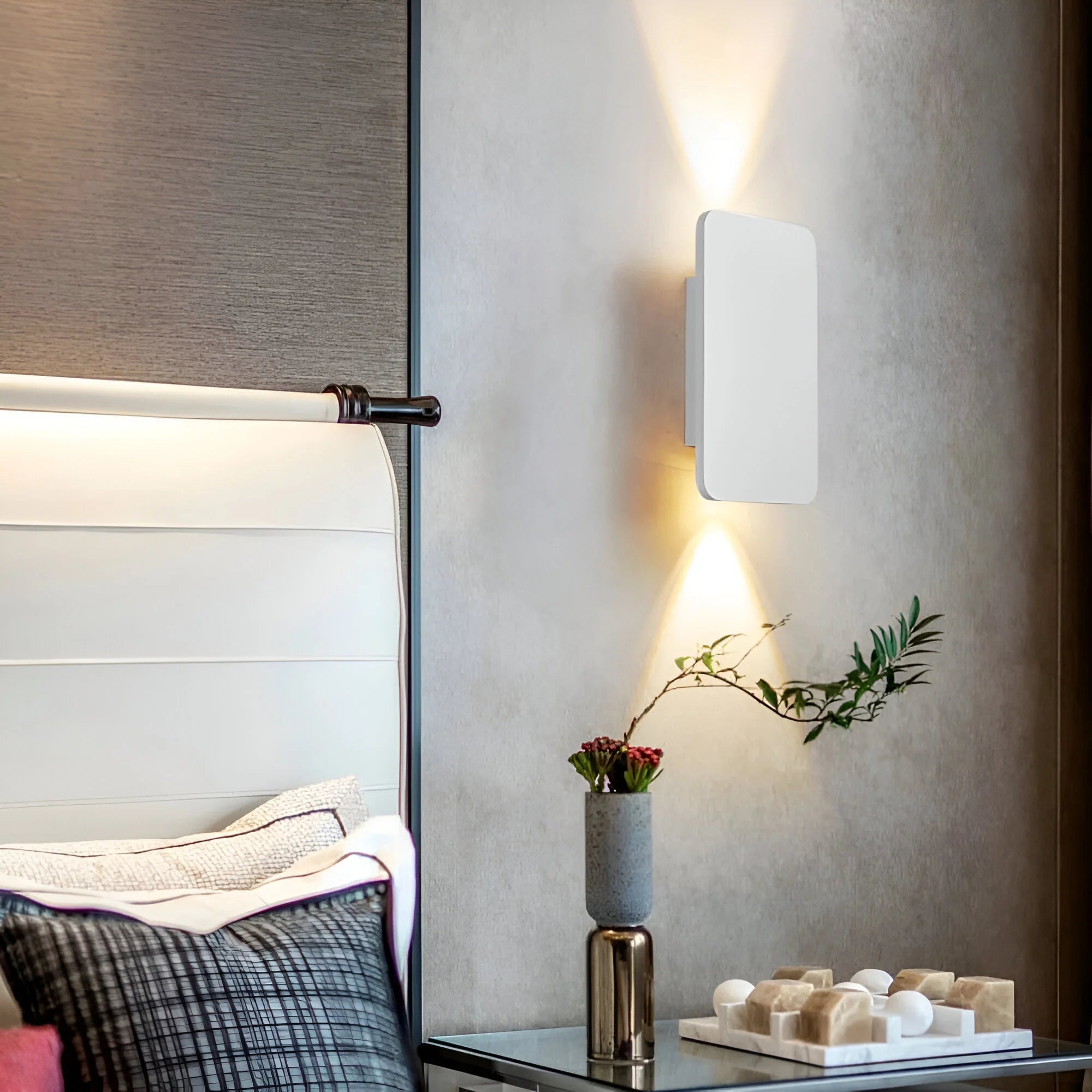 LumoEdge – Modern Rectangular Wall Light