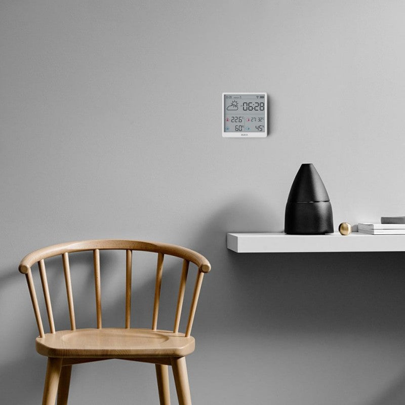 BowLift | Home Precision Adhesive and Standable Thermohygrometer