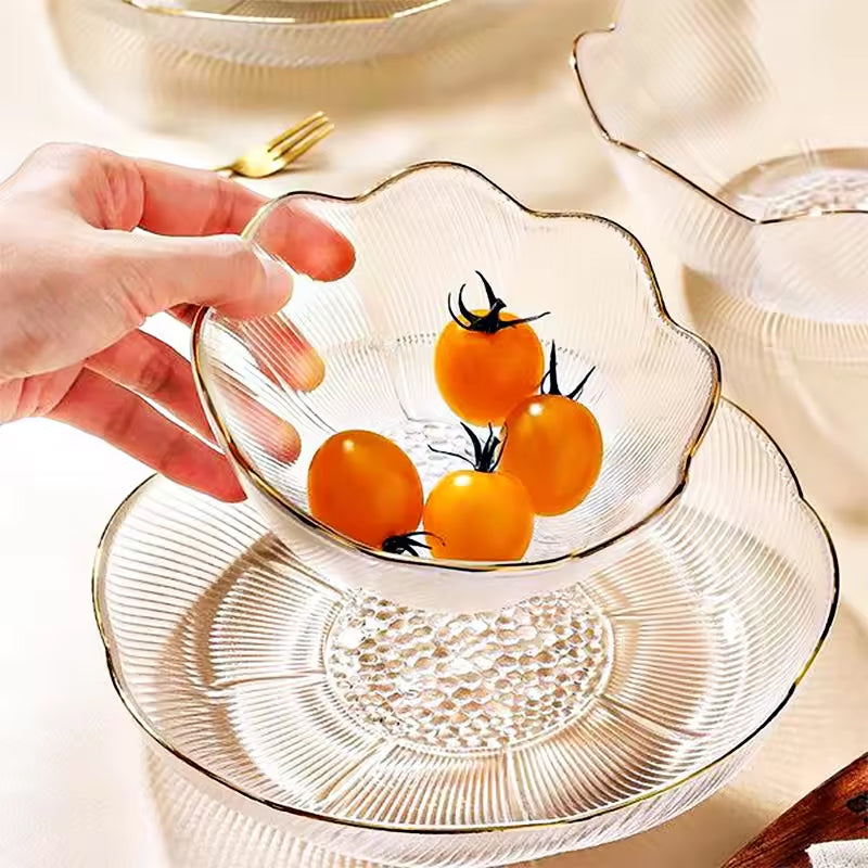 BowLift | Home Kitchen Party Glassware Set Flower-Shaped Transparent Light Luxury Chinese Snack Plate Flower-Shaped Transparent Glass Plate With Gold Rim