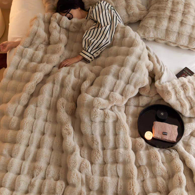 BowLift | Super comfortable fur blanket