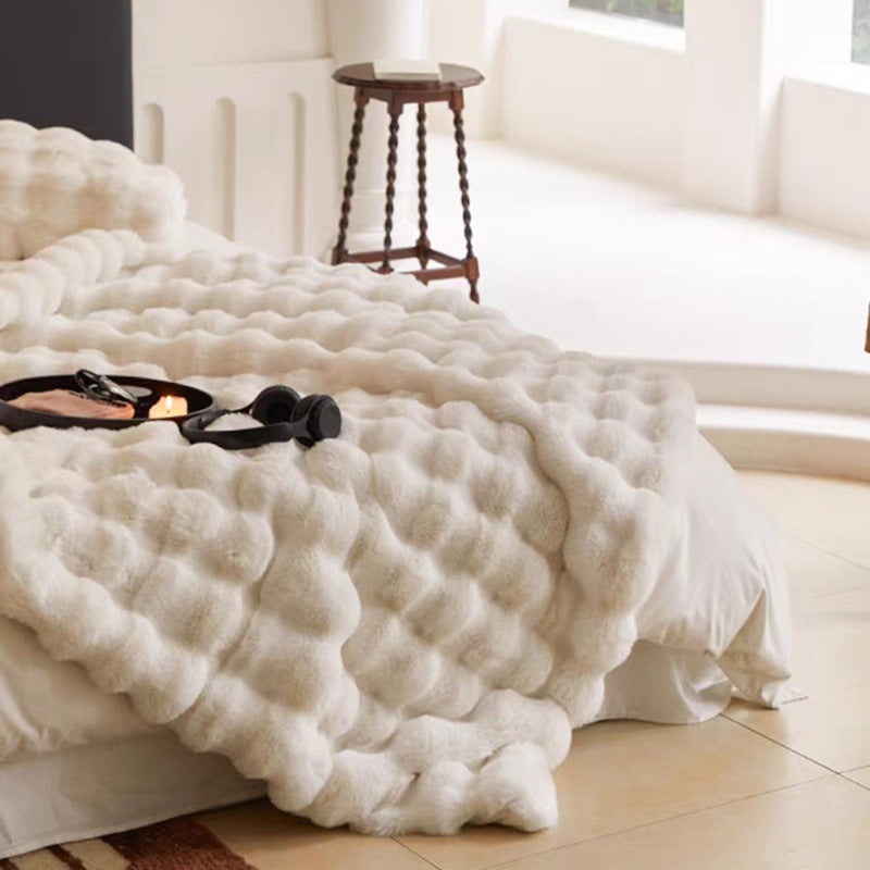 BowLift | Super comfortable fur blanket