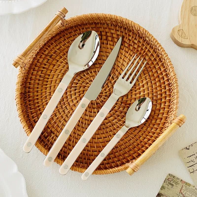 BowLift | 4-Piece Stainless Steel Flatware Set with Engraved Design