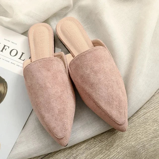 BowLift | Elegant suede mules with pointed toe