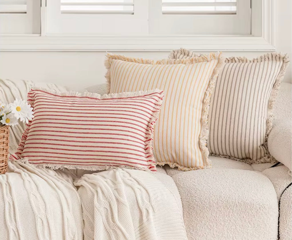 BowLift | Elegant Pillowcase with Jacquard Pattern and Fringes - Cotton-Linen Blend