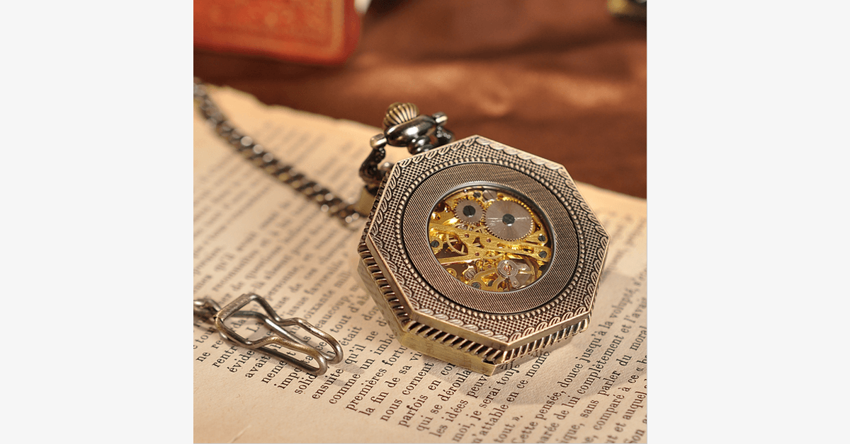 BowLift | Golden Treasure Mechanical Pocket Watch - Vintage and Antique Look with an Admirable Design
