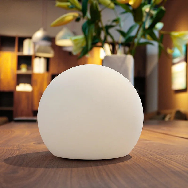 BowLift | GlowSphere – Table lamp with modern worldly charm