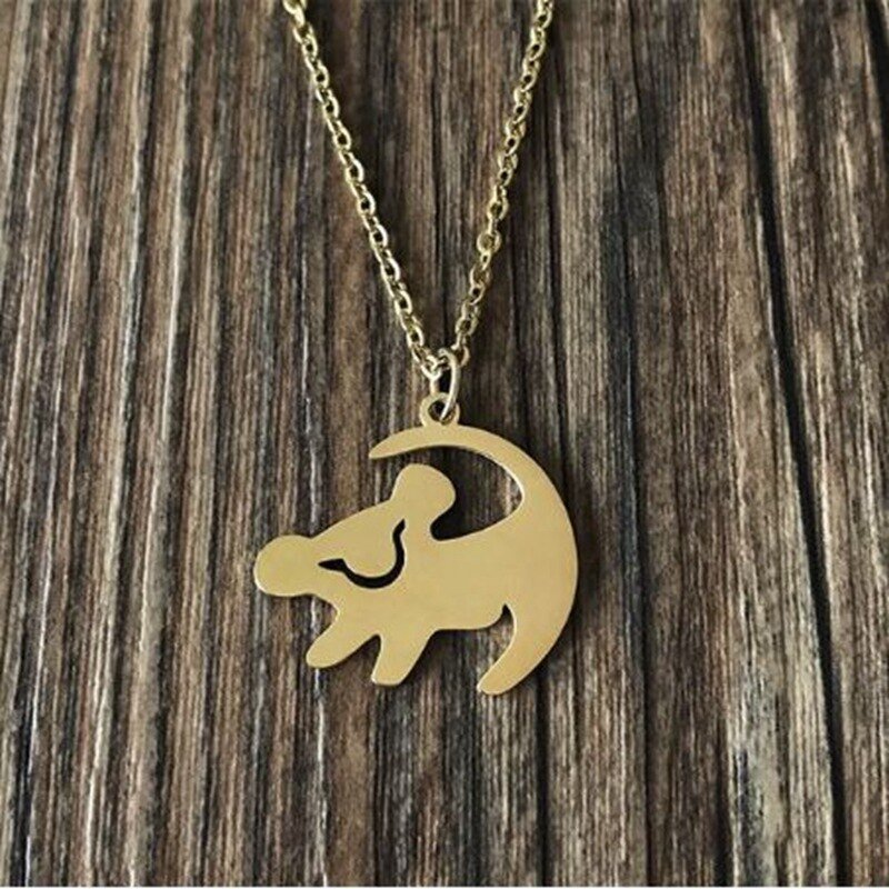 BowLift | Matata Lion King Necklace Model Simba