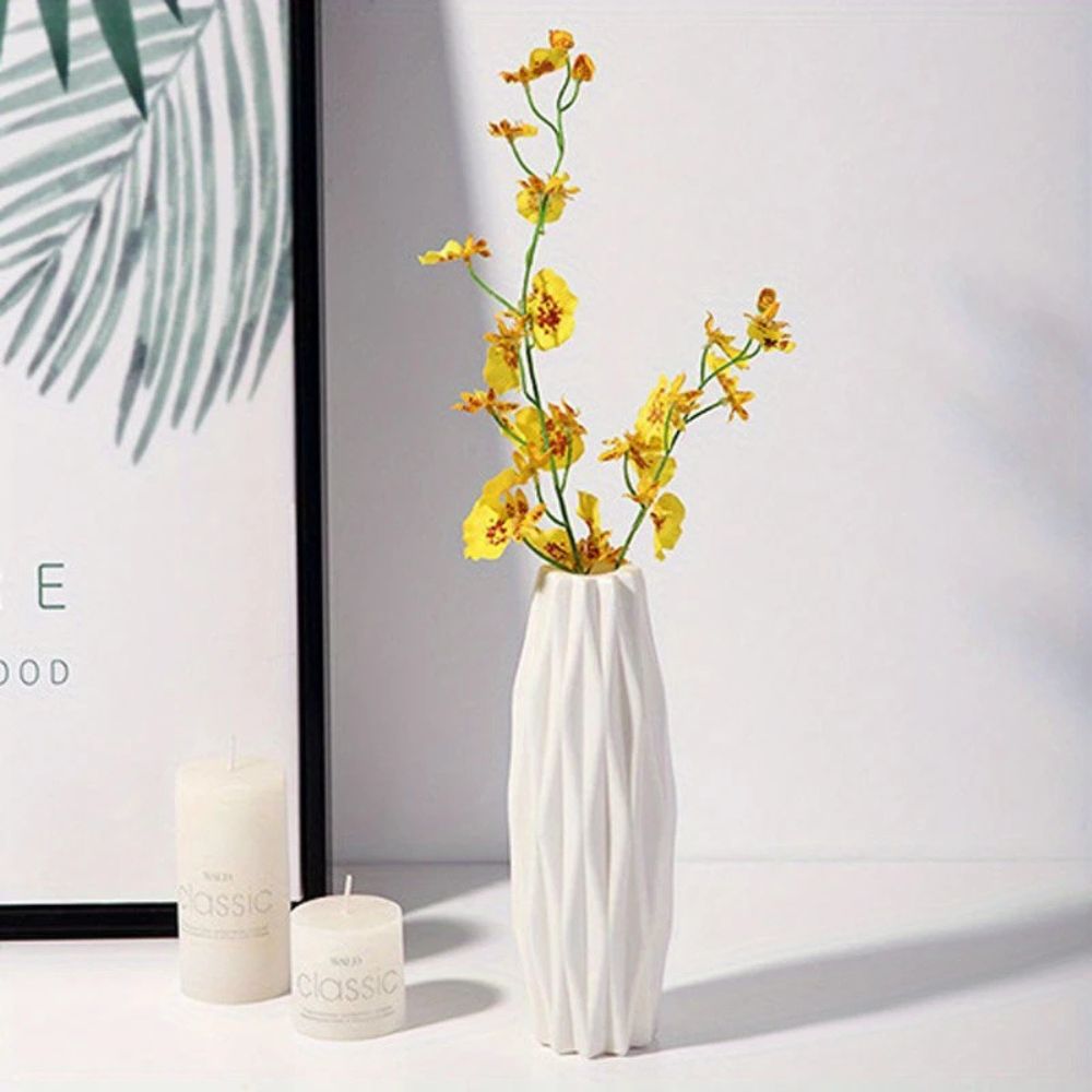 BowLift | Hollow Fold Art Vase