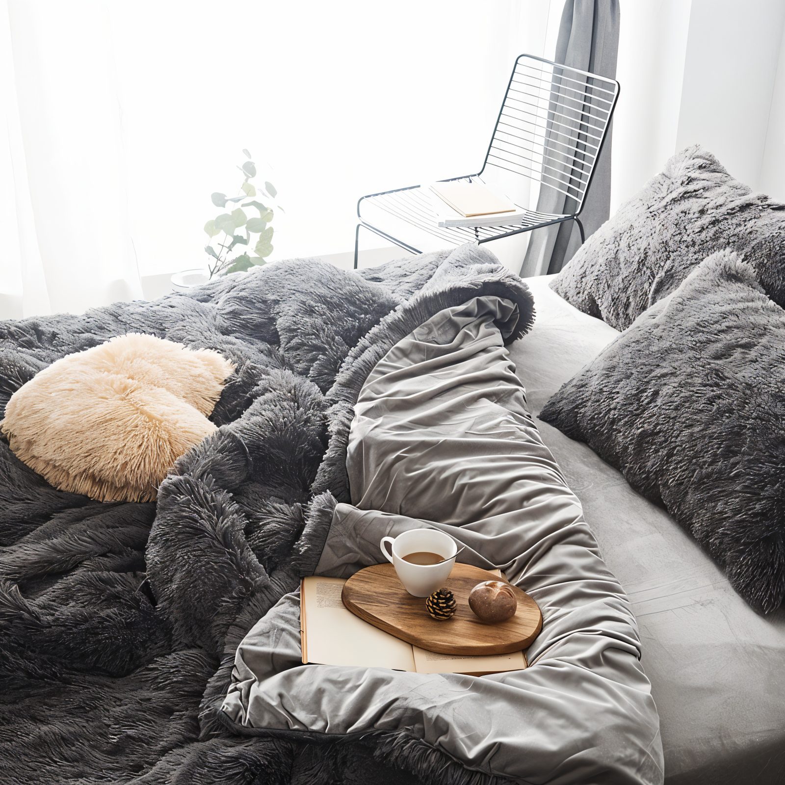 BowLift | FLUFFUREST – Plush Fleece Bedding Set