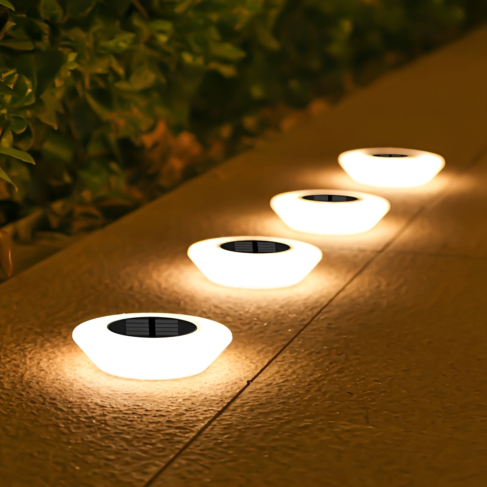 BowLift | LED solar garden light for outdoor use